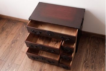 アンティーク家具　和製アンティーク　木瓜型取っ手が目を引く小箪笥(和タンス、引き出し、時代箪笥)