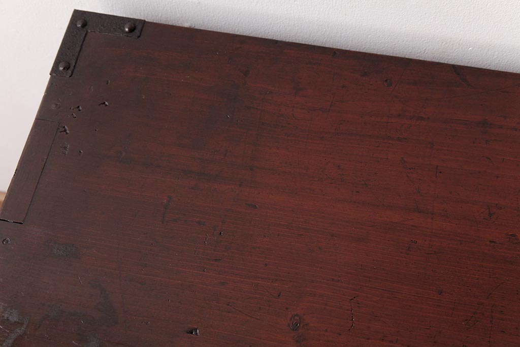 アンティーク家具　和製アンティーク　木瓜型取っ手が目を引く小箪笥(和タンス、引き出し、時代箪笥)