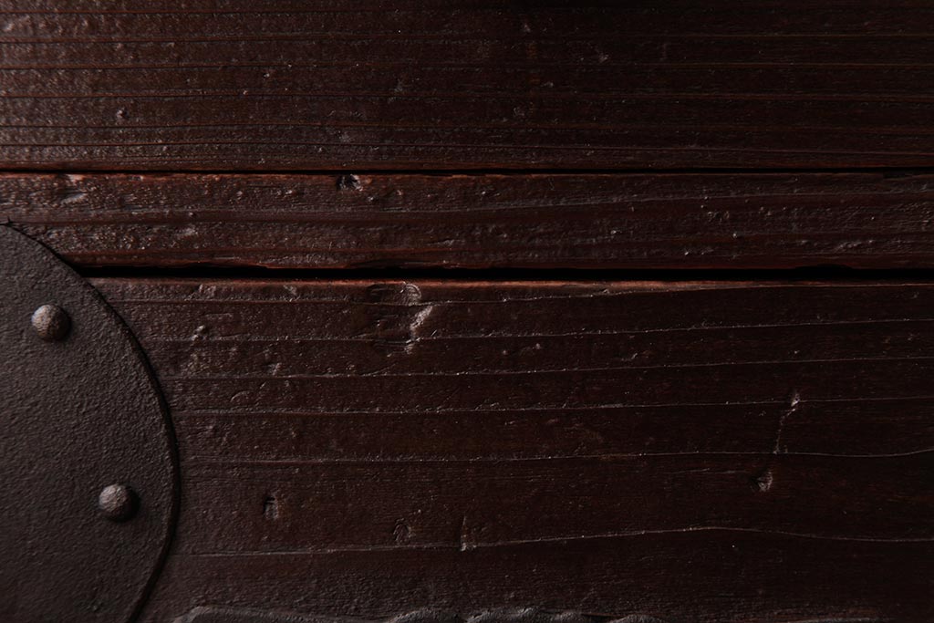 アンティーク家具　和製アンティーク　木瓜型取っ手が目を引く小箪笥(和タンス、引き出し、時代箪笥)