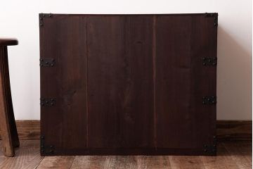 アンティーク家具　和製アンティーク　木瓜型取っ手が目を引く小箪笥(和タンス、引き出し、時代箪笥)