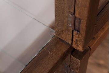 アンティーク家具　和製アンティーク　4面ガラス　上下分かれた扉の縦型ガラスケース(ショーケース、飾り棚、陳列棚)