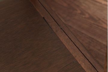 アンティーク家具　和製アンティーク　4面ガラス　上下分かれた扉の縦型ガラスケース(ショーケース、飾り棚、陳列棚)