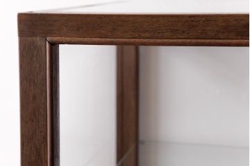 アンティーク家具　和製アンティーク　4面ガラス　上下分かれた扉の縦型ガラスケース(ショーケース、飾り棚、陳列棚)