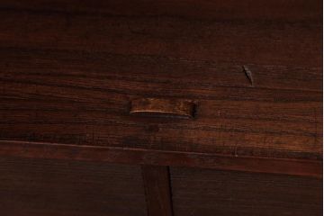 アンティーク家具　和製アンティーク　桐・桑材　上品な雰囲気漂う小振りの収納棚(飾り棚、飾り台、桐箪笥、桐たんす)