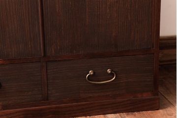 アンティーク家具　和製アンティーク　桐・桑材　上品な雰囲気漂う小振りの収納棚(飾り棚、飾り台、桐箪笥、桐たんす)