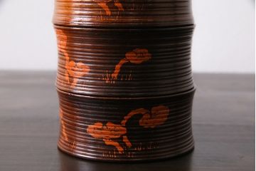 アンティーク雑貨　大正昭和初期　木製漆器　竹をモチーフにした徳利袴3客セット(小物入れ)