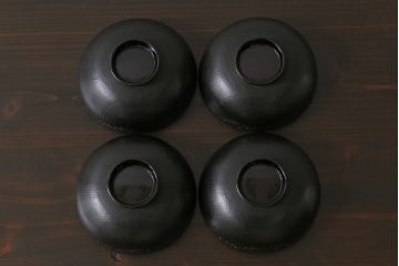 和製アンティーク　鉄錆蒔絵　赤富士の図　和モダンな蓋付椀(漆器)4客セット