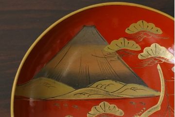 和製アンティーク　鉄錆蒔絵　赤富士の図　和モダンな蓋付椀(漆器)4客セット