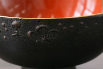 和製アンティーク　鉄錆蒔絵　赤富士の図　和モダンな蓋付椀(漆器)4客セット