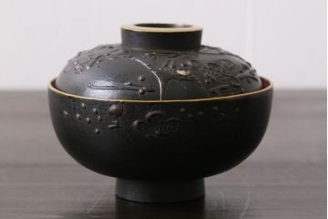 和製アンティーク　鉄錆蒔絵　赤富士の図　和モダンな蓋付椀(漆器)4客セット