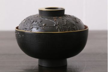 和製アンティーク　鉄錆蒔絵　赤富士の図　和モダンな蓋付椀(漆器)4客セット