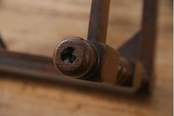 アンティーク家具　イギリスアンティーク　ボビンレッグ　優雅さと格好良さが織り交ざるオーク材製ダイニングチェア(椅子)(3)
