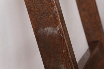 アンティーク雑貨　昭和レトロ　ナラ材　古い木の質感が味わい深いラダー(梯子、はしご)(1)