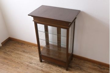 アンティーク家具　和製アンティーク　樺材　大正ロマン香る縦型ガラスケース(ショーケース、キャビネット、収納棚)