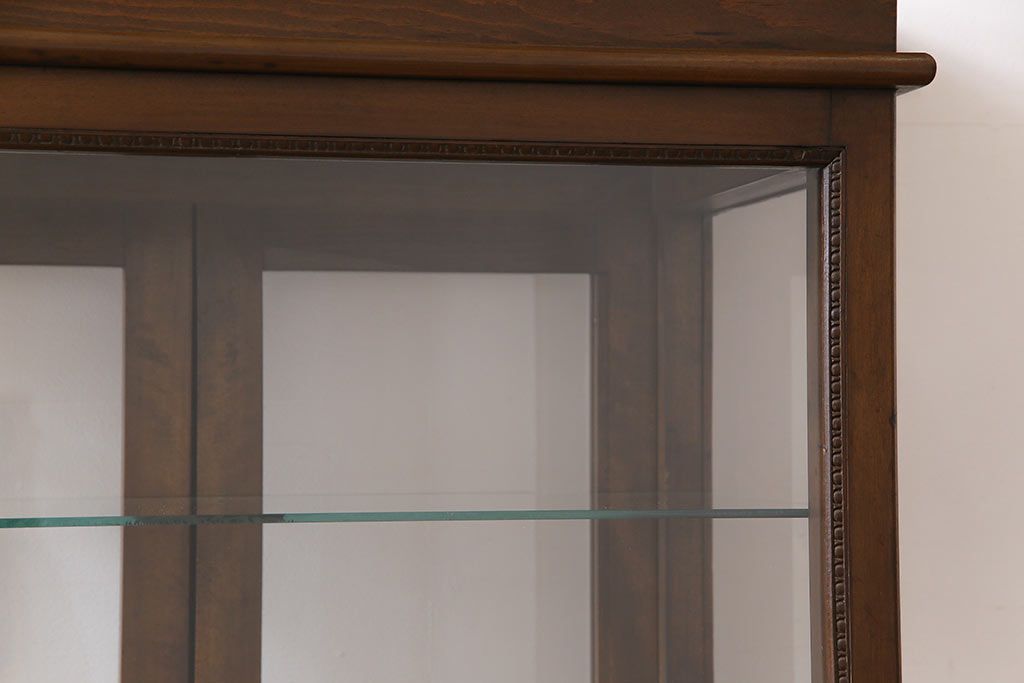 アンティーク家具　和製アンティーク　樺材　大正ロマン香る縦型ガラスケース(ショーケース、キャビネット、収納棚)