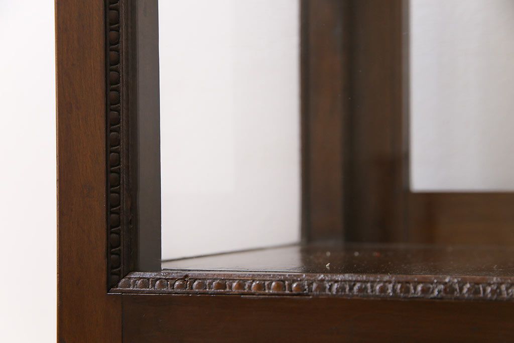 アンティーク家具　和製アンティーク　樺材　大正ロマン香る縦型ガラスケース(ショーケース、キャビネット、収納棚)