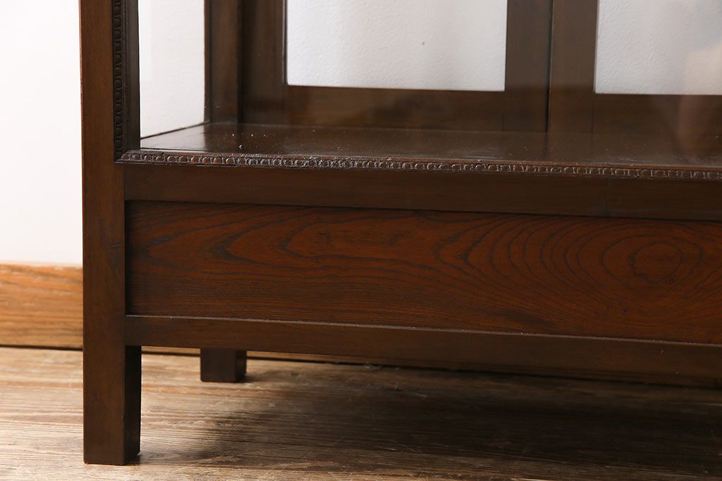 アンティーク家具　和製アンティーク　樺材　大正ロマン香る縦型ガラスケース(ショーケース、キャビネット、収納棚)