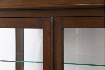 アンティーク家具　和製アンティーク　樺材　大正ロマン香る縦型ガラスケース(ショーケース、キャビネット、収納棚)