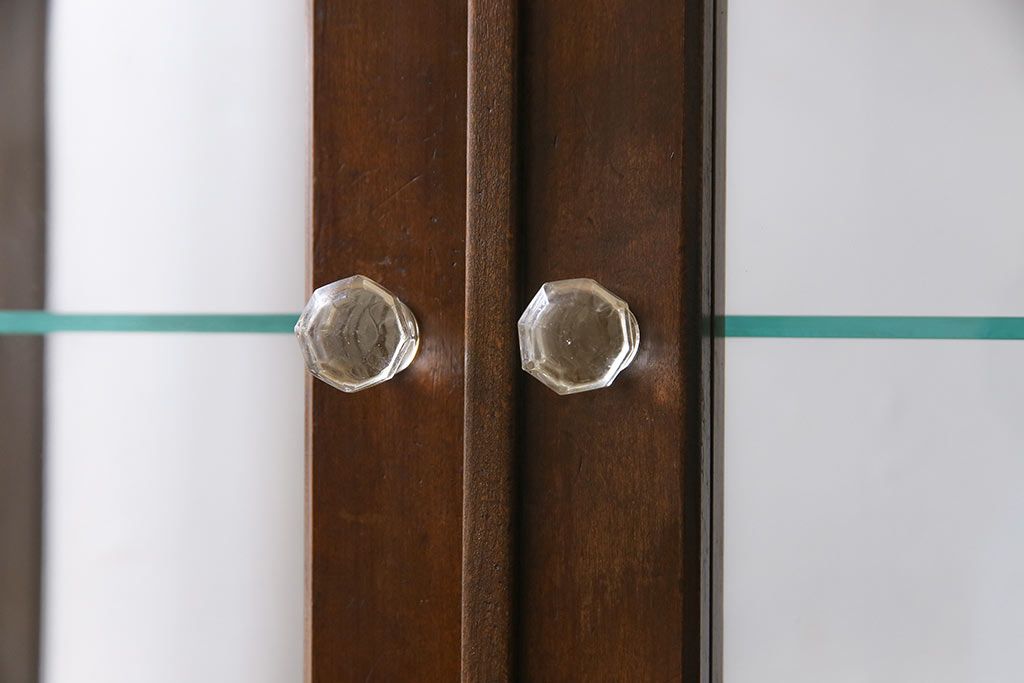 アンティーク家具　和製アンティーク　樺材　大正ロマン香る縦型ガラスケース(ショーケース、キャビネット、収納棚)