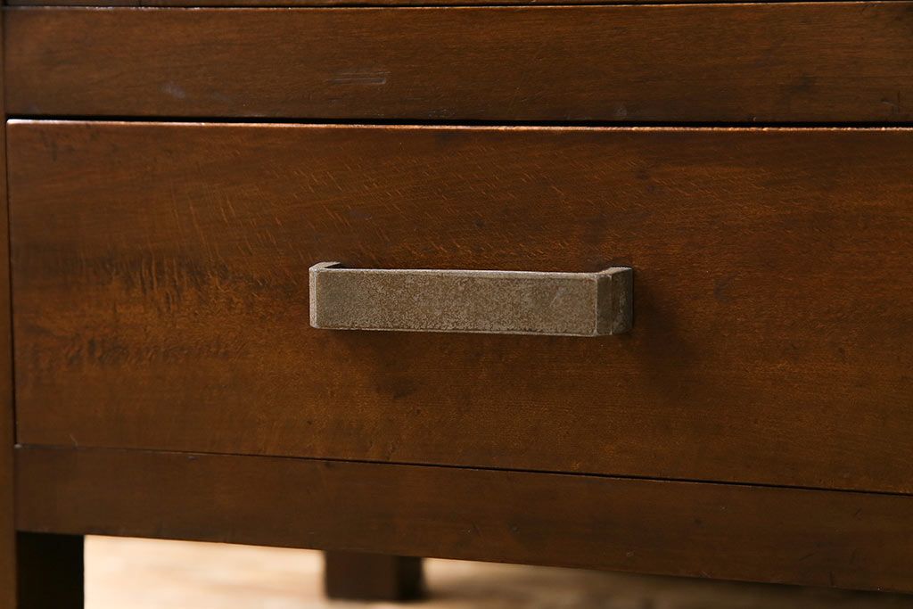 アンティーク家具　和製アンティーク　樺材　大正ロマン香る縦型ガラスケース(ショーケース、キャビネット、収納棚)