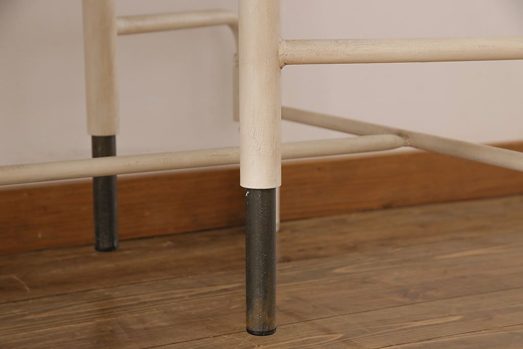 ラフジュ工房オリジナル 8脚格納スツール付きテーブル(ペイント作業台、机)(1)