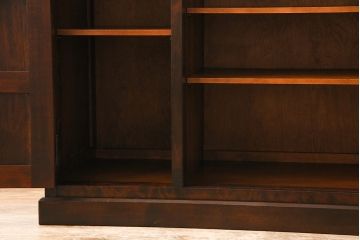 中古　北海道民芸家具　OM175　シックなデザインの玄関棚(サイドボード、下駄箱、戸棚)(定価約27万円)