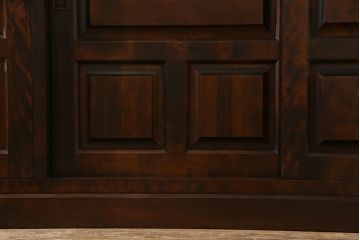 中古　北海道民芸家具　OM175　シックなデザインの玄関棚(サイドボード、下駄箱、戸棚)(定価約27万円)