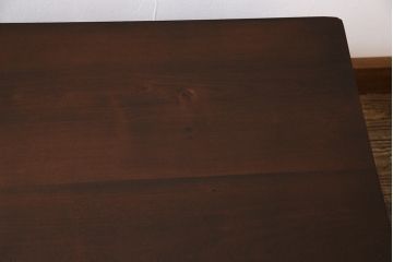 アンティーク家具　和製アンティーク　カバ材　柔らかな木肌が上品な両袖文机(作業台、両袖机)