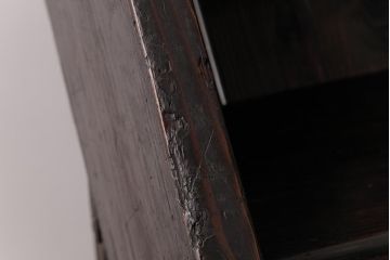 アンティーク家具　和製アンティーク　松材　明治期の階段をリメイクした飾り棚(陳列棚、ディスプレイラック)