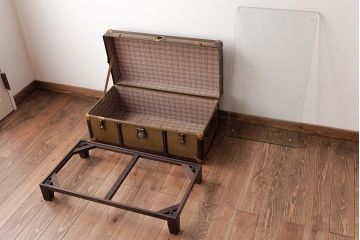 アンティーク雑貨　和製アンティーク　リメイク家具　お洒落な雰囲気醸し出すトランクテーブル(センターテーブル、ローテーブル)
