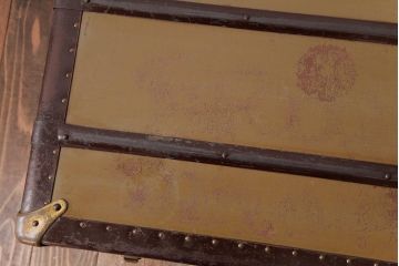 アンティーク雑貨　和製アンティーク　リメイク家具　お洒落な雰囲気醸し出すトランクテーブル(センターテーブル、ローテーブル)