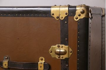 和製アンティーク　ビンテージスタイルにおすすめな珍しいトランクチェスト(ローチェスト)