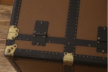 アンティーク雑貨　和製アンティーク　ビンテージスタイルにおすすめな珍しいトランクチェスト(ローチェスト)