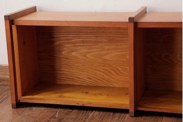 アンティーク雑貨　古民具　ヒノキ材　あたたかな木味のスライド式の扉付き木箱(収納箱)