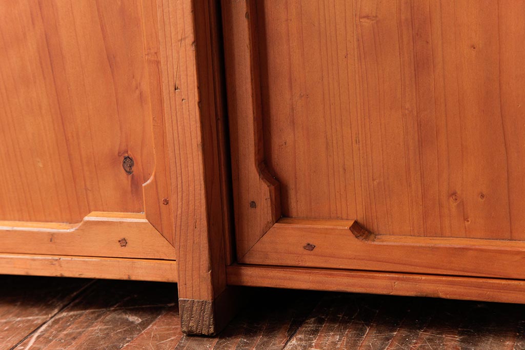 アンティーク雑貨　古民具　ヒノキ材　あたたかな木味のスライド式の扉付き木箱(収納箱)
