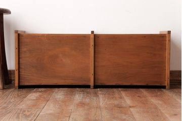 アンティーク雑貨　古民具　ヒノキ材　あたたかな木味のスライド式の扉付き木箱(収納箱)