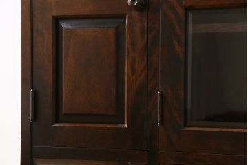 中古　北海道民芸家具　#138　落ち着いた色味のサイドボード(収納棚、戸棚)(1)