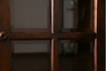 中古　北海道民芸家具　#138　落ち着いた色味のサイドボード(収納棚、戸棚)(1)