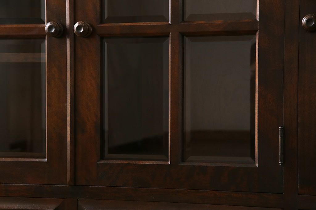 中古　北海道民芸家具　#138　落ち着いた色味のサイドボード(収納棚、戸棚)(1)