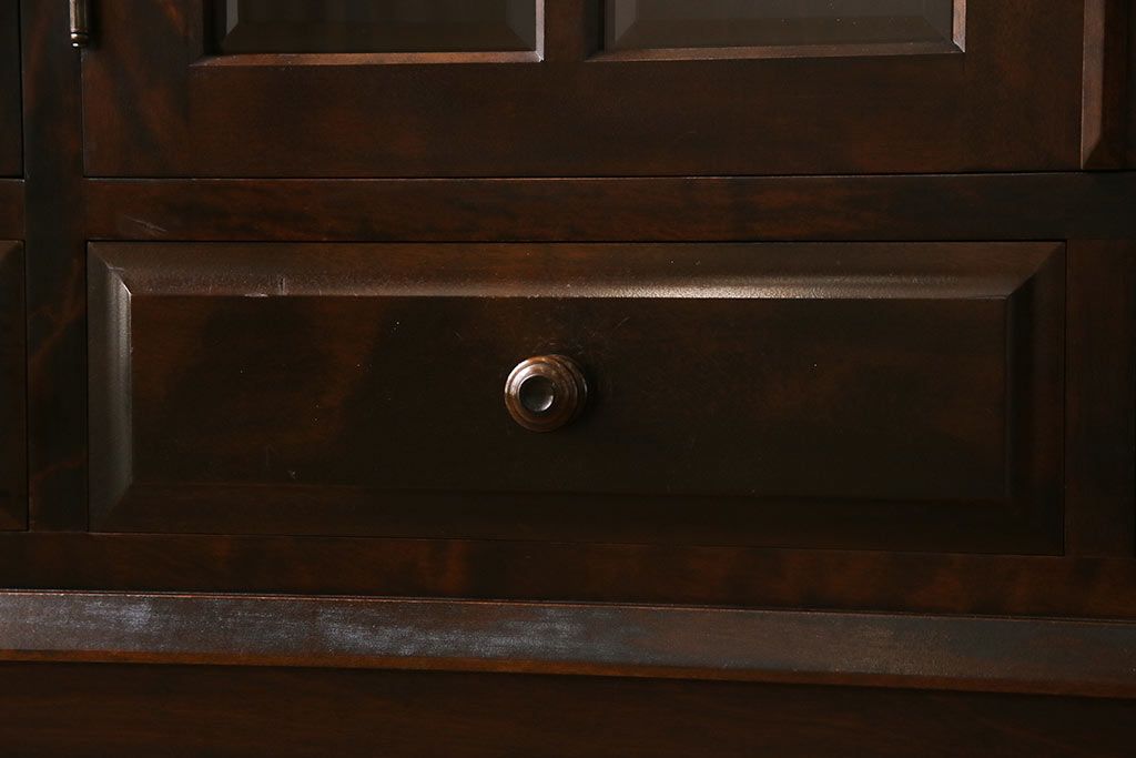 中古　北海道民芸家具　#138　落ち着いた色味のサイドボード(収納棚、戸棚)(1)