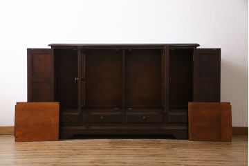 中古　北海道民芸家具　#138　落ち着いた色味のサイドボード(収納棚、戸棚)(1)