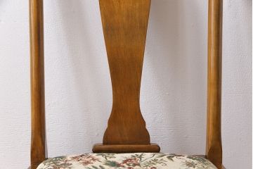 アンティーク家具　フランスアンティーク　バーチ材　シックな花柄の座面のダイニングチェア(ワークチェア、椅子)(1)