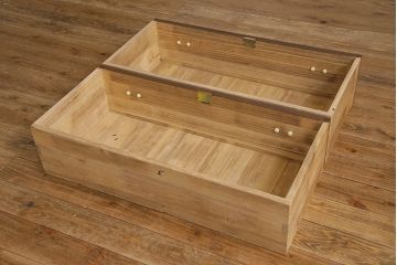 和製アンティーク　リメイク家具　優美な装飾金具が品のある箪笥ローボード(テレビボード、衣装箪笥)