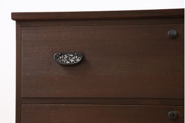 和製アンティーク　リメイク家具　優美な装飾金具が品のある箪笥ローボード(テレビボード、衣装箪笥)