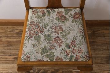 アンティーク家具　フランスアンティーク　バーチ材　上品でいて愛らしい雰囲気漂うダイニングチェア(ワークチェア、椅子)