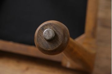 アンティーク家具　フランスアンティーク　バーチ材　上品でいて愛らしい雰囲気漂うダイニングチェア(ワークチェア、椅子)