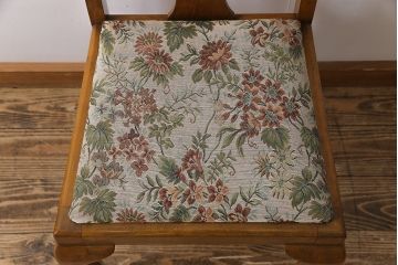 アンティーク家具　フランスアンティーク　バーチ材　上品でいて愛らしい雰囲気漂うダイニングチェア(ワークチェア、椅子)(1)