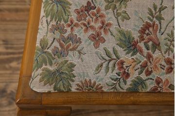 アンティーク家具　フランスアンティーク　バーチ材　上品でいて愛らしい雰囲気漂うダイニングチェア(ワークチェア、椅子)(1)