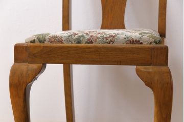 アンティーク家具　フランスアンティーク　バーチ材　上品でいて愛らしい雰囲気漂うダイニングチェア(ワークチェア、椅子)(1)