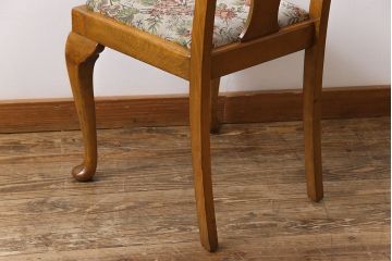 アンティーク家具　フランスアンティーク　バーチ材　上品でいて愛らしい雰囲気漂うダイニングチェア(ワークチェア、椅子)(1)